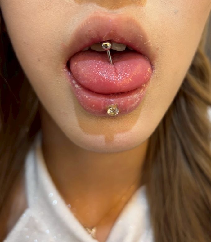 Piercing (11)