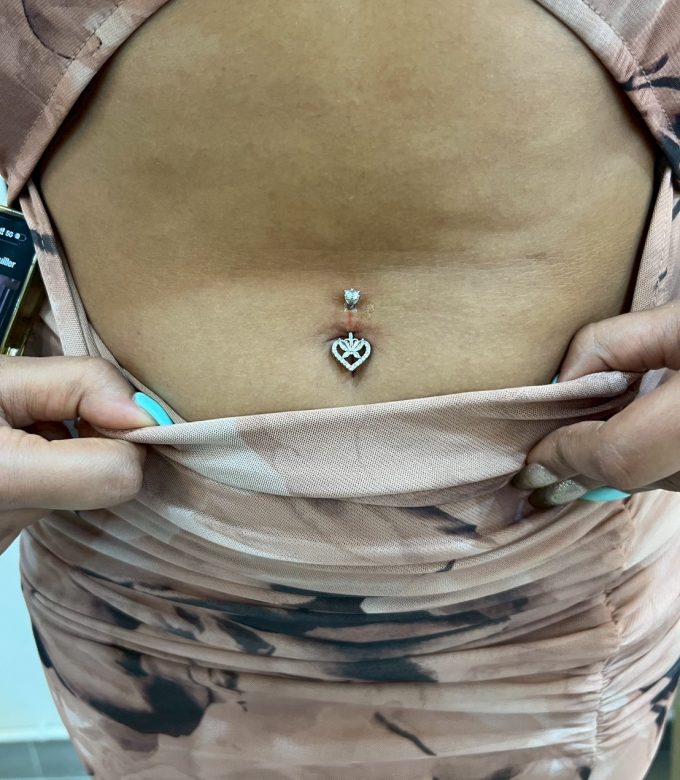 Piercing (19)